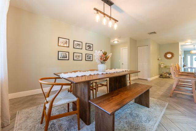 548 NW 45th Drive, Delray Beach, FL 33445