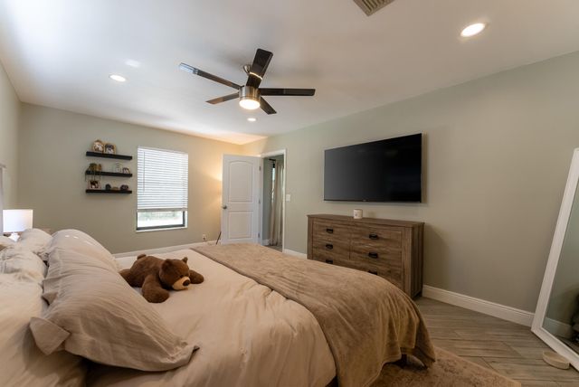 548 NW 45th Drive, Delray Beach, FL 33445