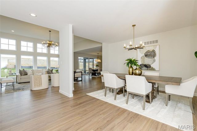 1 TBB Arlington II @ Wyndemere Addition, St Louis, MO 63131