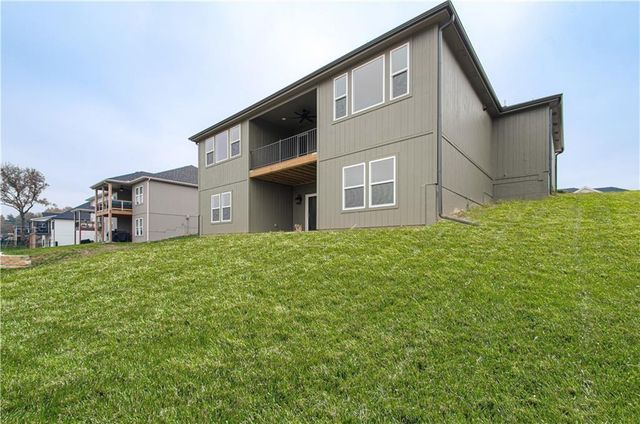 2316 Larkspur Lane, Kearney, MO 64060