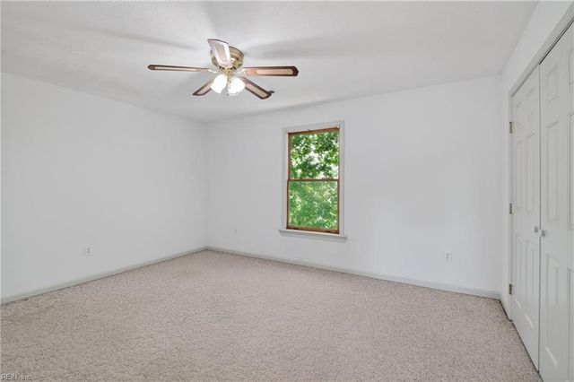 6478 Pocahontas LN, Hayes, VA 23072
