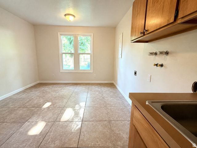 910 WOODLAND HILLS CIR, Bountiful, UT 84010