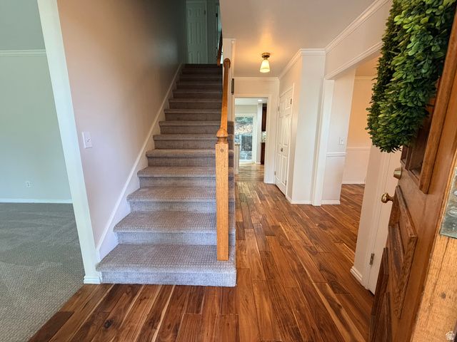 910 WOODLAND HILLS CIR, Bountiful, UT 84010
