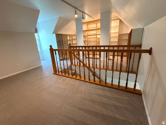 910 WOODLAND HILLS CIR, Bountiful, UT 84010
