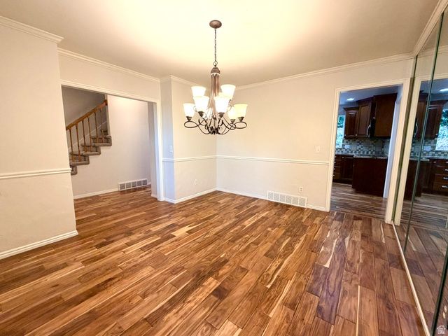 910 WOODLAND HILLS CIR, Bountiful, UT 84010