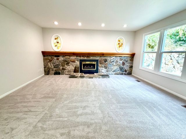 910 WOODLAND HILLS CIR, Bountiful, UT 84010