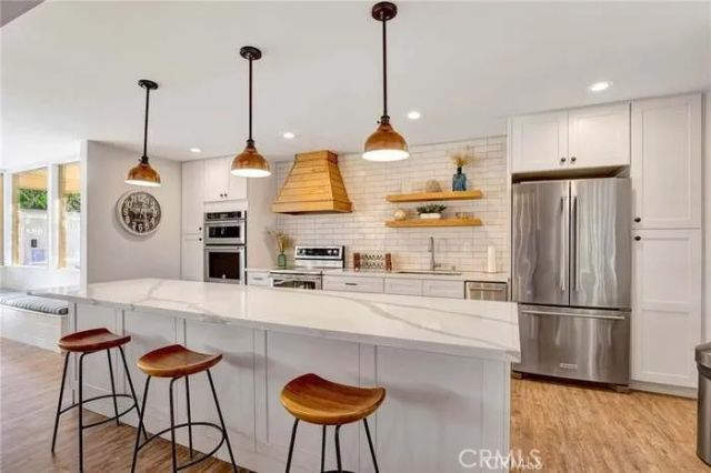 19742 Oceanaire Circle, Huntington Beach, CA 92648