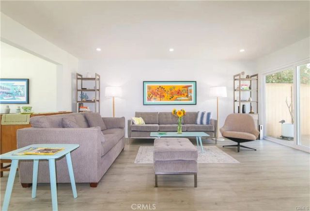 19742 Oceanaire Circle, Huntington Beach, CA 92648