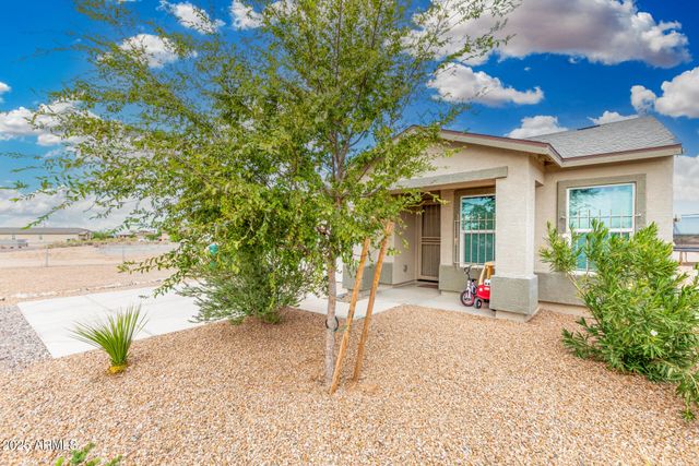 3635 N BANDELIER Drive, Eloy, AZ 85131