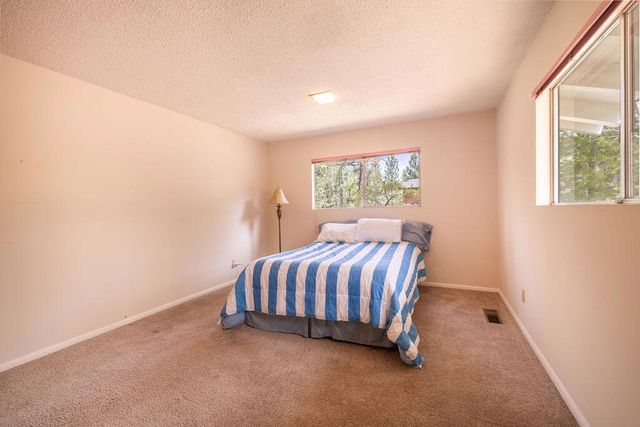 41726 Comstock Lane, Big Bear, CA 92315
