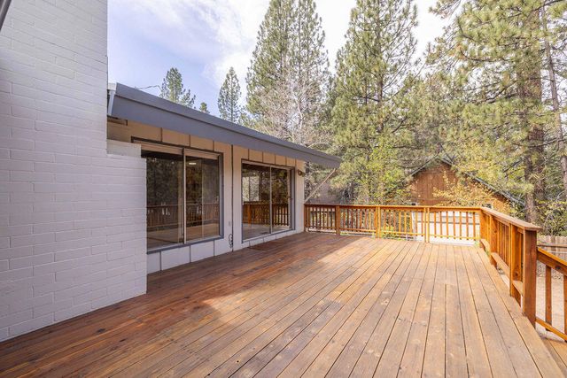 41726 Comstock Lane, Big Bear, CA 92315