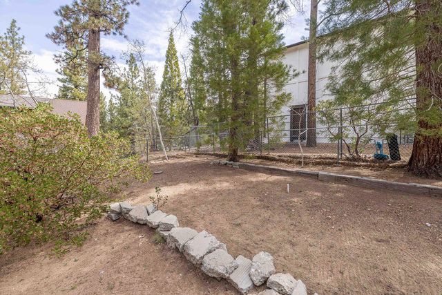 41726 Comstock Lane, Big Bear, CA 92315