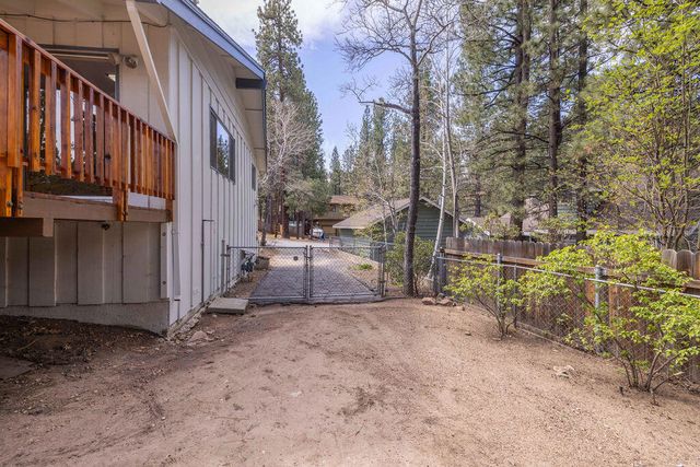 41726 Comstock Lane, Big Bear, CA 92315