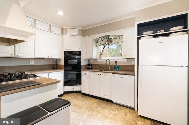 186 PEYTON RD, York, PA 17403