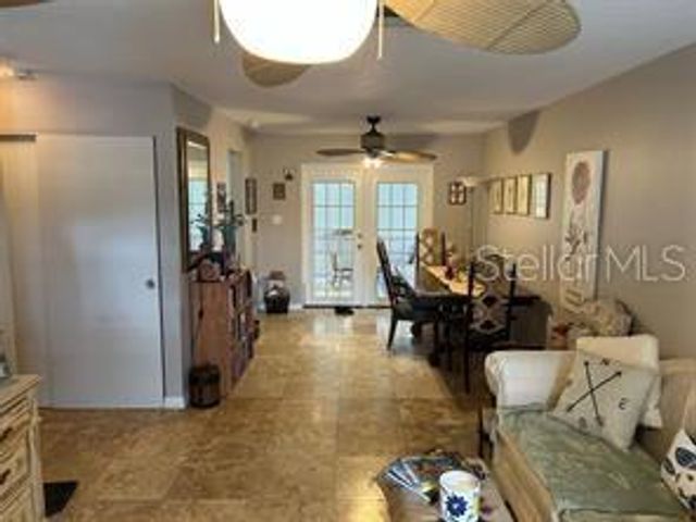 8365 10TH WAY N, St Petersburg, FL 33702