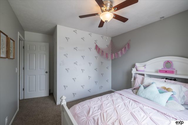 8442 Craig Avenue, Omaha, NE 68122
