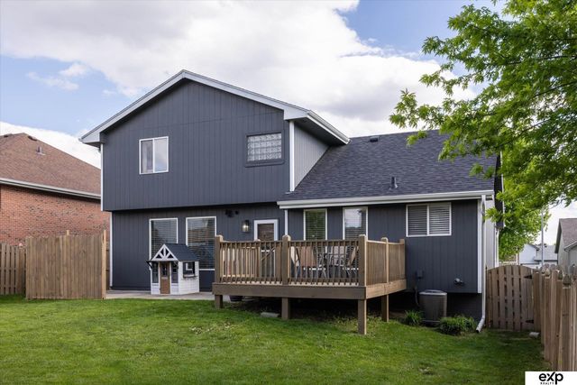 8442 Craig Avenue, Omaha, NE 68122