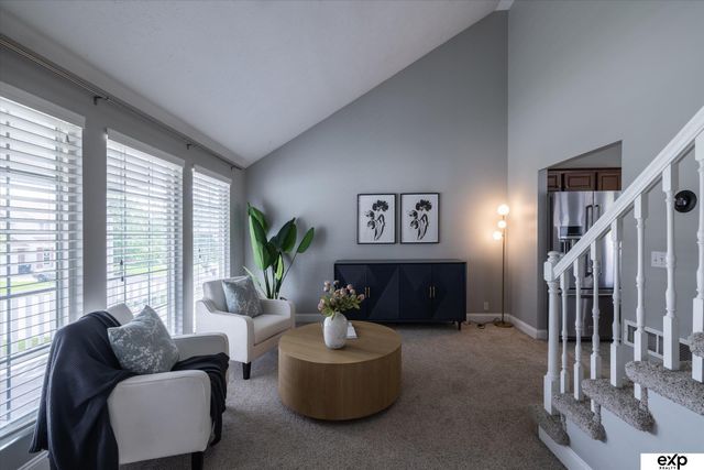 8442 Craig Avenue, Omaha, NE 68122