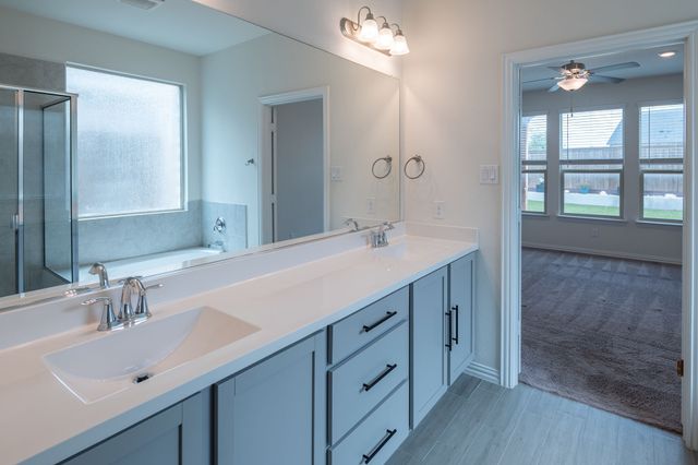 10201 Claire Creek Road, Fort Worth, TX 76126