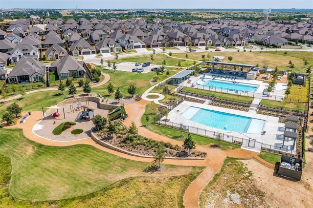 10201 Claire Creek Road, Fort Worth, TX 76126