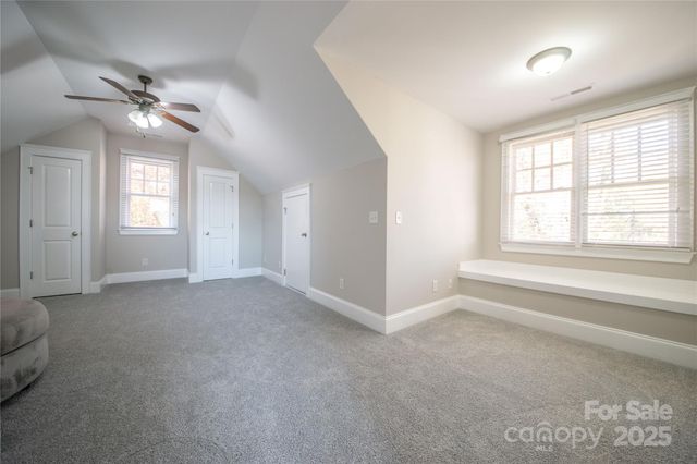 521 Lees Court Street, Charlotte, NC 28211