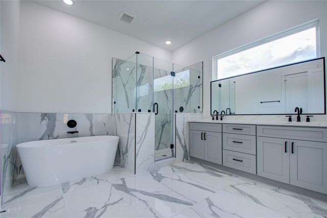 3206 Live Oak Street, Houston, TX 77004