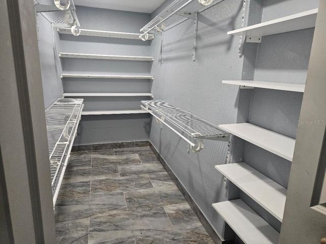 6532 LA MESA CIRCLE, Tampa, FL 33634