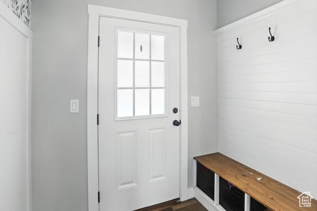 798 W 50 N, Hyrum, UT 84319