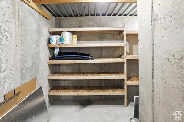 798 W 50 N, Hyrum, UT 84319