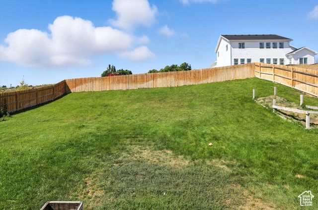 798 W 50 N, Hyrum, UT 84319