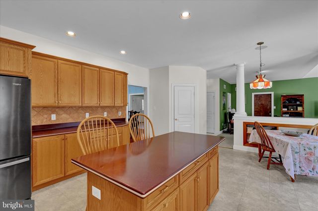 480 PATHFINDER DR, Birdsboro, PA 19508