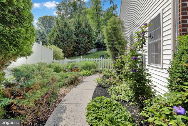 480 PATHFINDER DR, Birdsboro, PA 19508