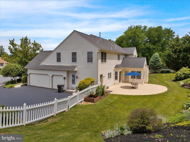 480 PATHFINDER DR, Birdsboro, PA 19508