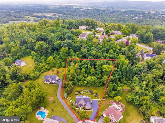 480 PATHFINDER DR, Birdsboro, PA 19508