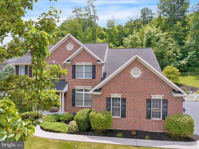 480 PATHFINDER DR, Birdsboro, PA 19508