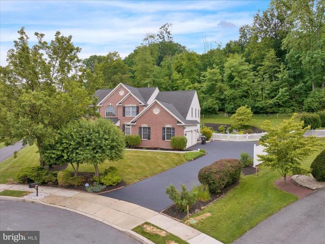480 PATHFINDER DR, Birdsboro, PA 19508