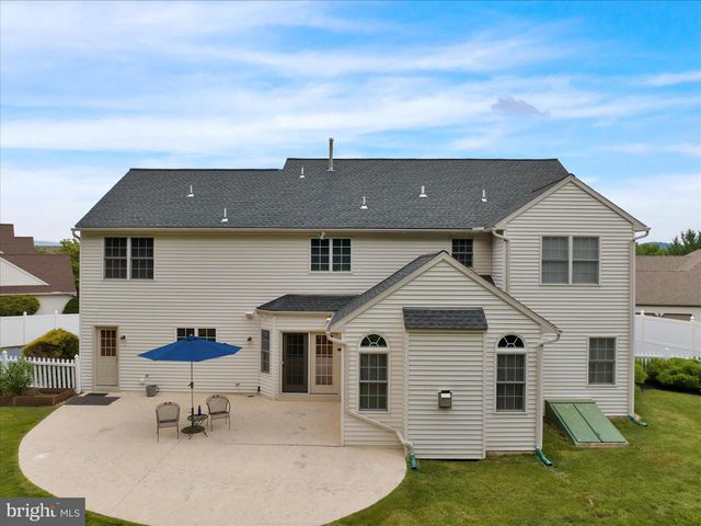 480 PATHFINDER DR, Birdsboro, PA 19508