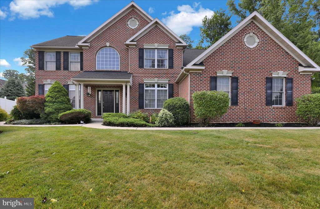 480 PATHFINDER DR, Birdsboro, PA 19508