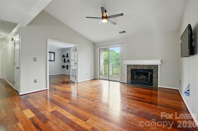 5007 Sharon Road R, Charlotte, NC 28210
