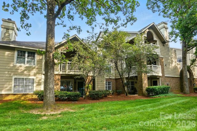 5007 Sharon Road R, Charlotte, NC 28210