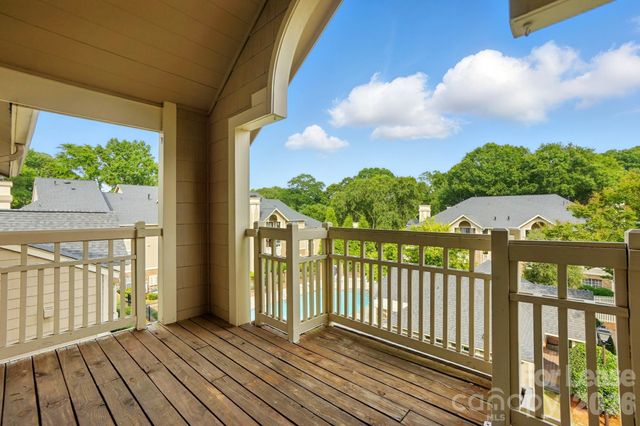 5007 Sharon Road R, Charlotte, NC 28210