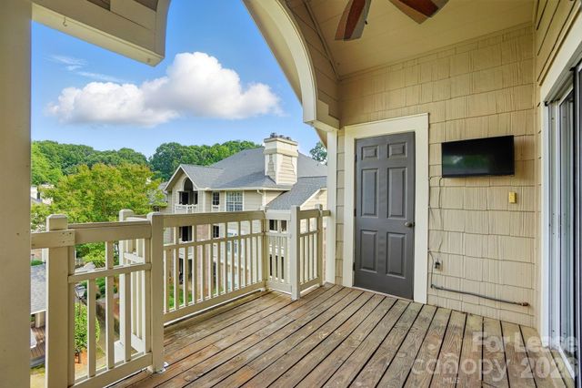 5007 Sharon Road R, Charlotte, NC 28210