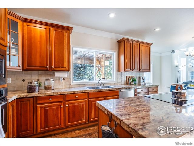 1189 Hawk Ridge Road, Lafayette, CO 80026