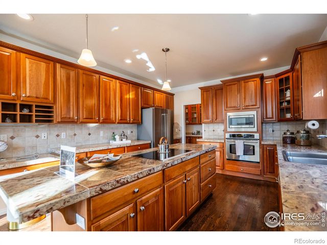 1189 Hawk Ridge Road, Lafayette, CO 80026