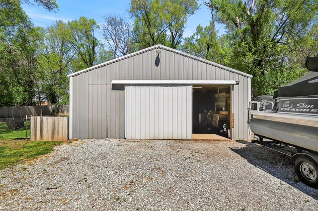 3003 W Latoka Street, Springfield, MO 65807