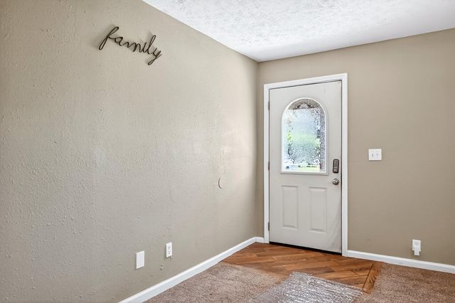 3003 W Latoka Street, Springfield, MO 65807