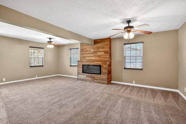 3003 W Latoka Street, Springfield, MO 65807