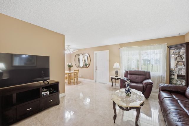 54 Capri B, Delray Beach, FL 33484