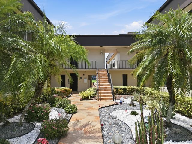 54 Capri B, Delray Beach, FL 33484