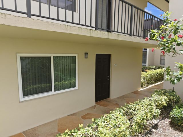 54 Capri B, Delray Beach, FL 33484